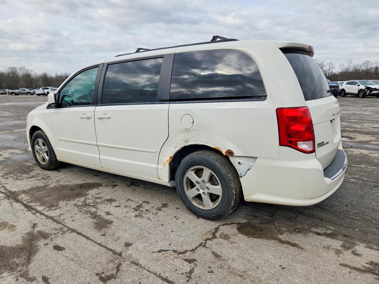 2012 Dodge Grand Caravan Sxt - Фото 2