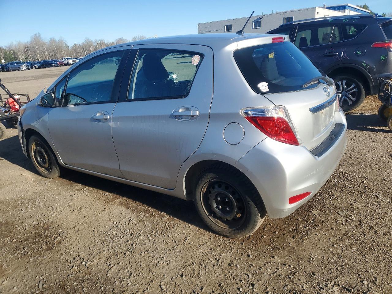 2014 Toyota Yaris 5-Door L - Image 2