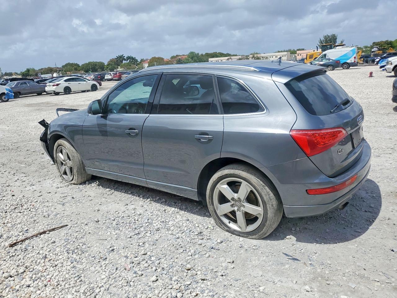 2012 Audi Q5 Premium Plus - Фото 2