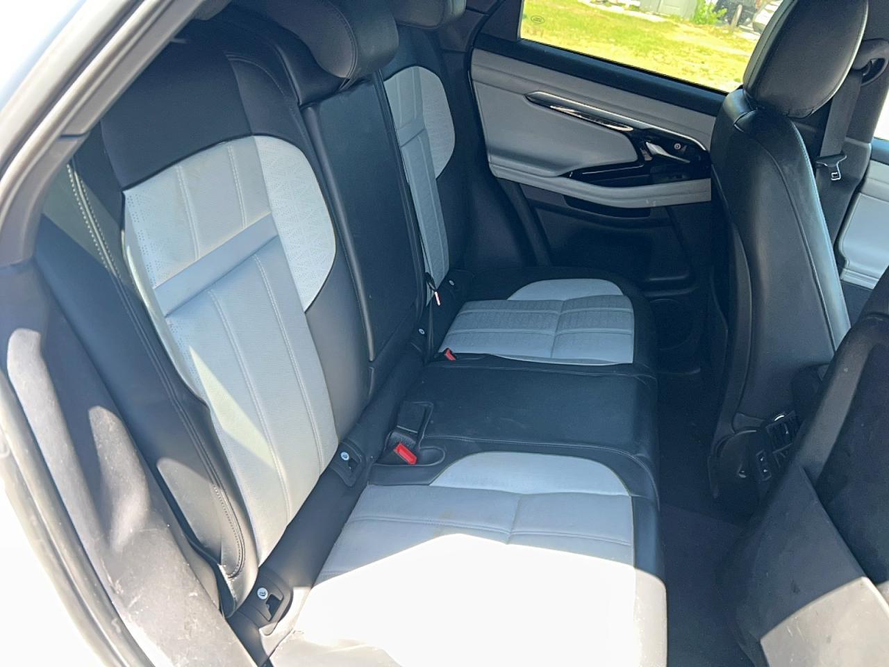 2020 Land Rover Range Rover Evoque Hse - Image 6