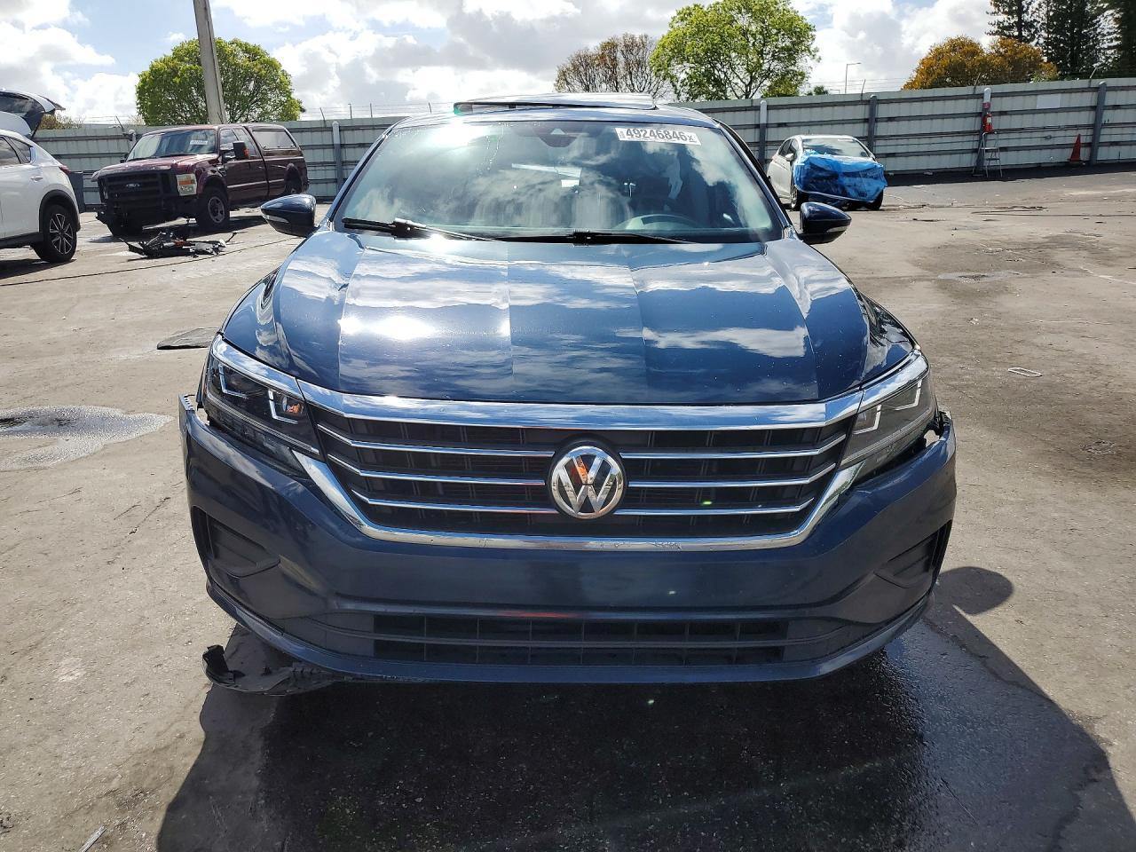 2022 Volkswagen Passat Se - Фото 5