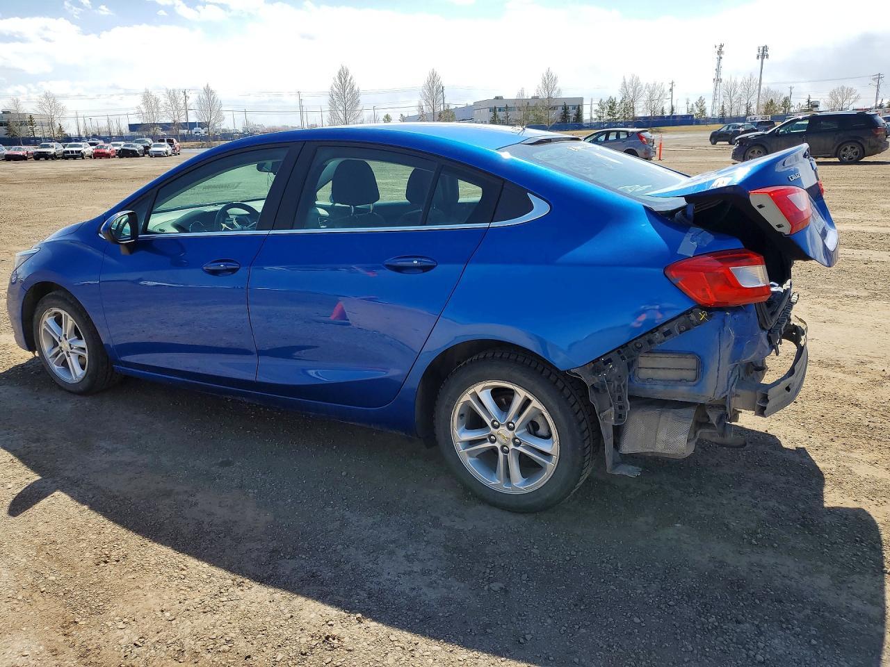 2018 Chevrolet Cruze Lt - Фото 2