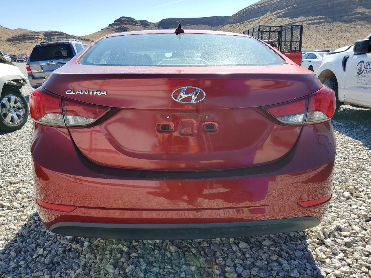 2016 Hyundai Elantra Se - Фото 6