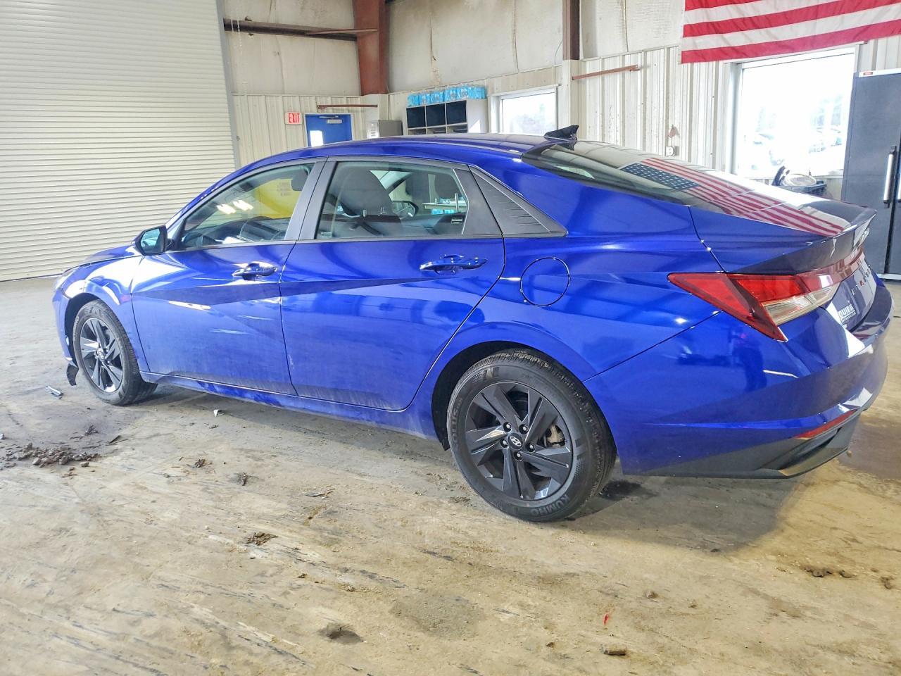 2023 Hyundai Elantra Sel - Image 2