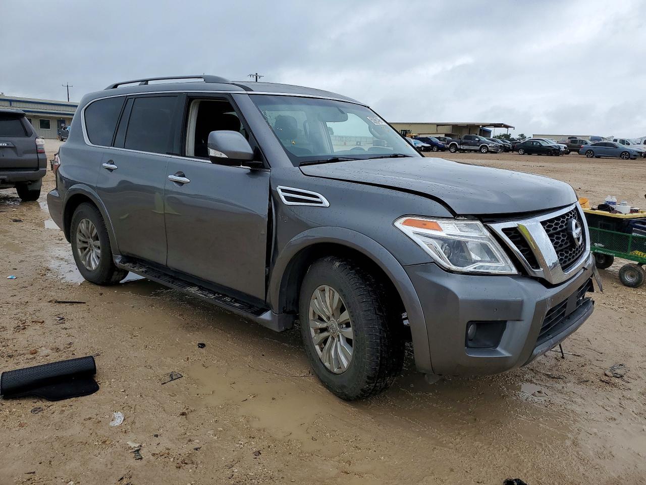 2019 Nissan Armada - Image 4