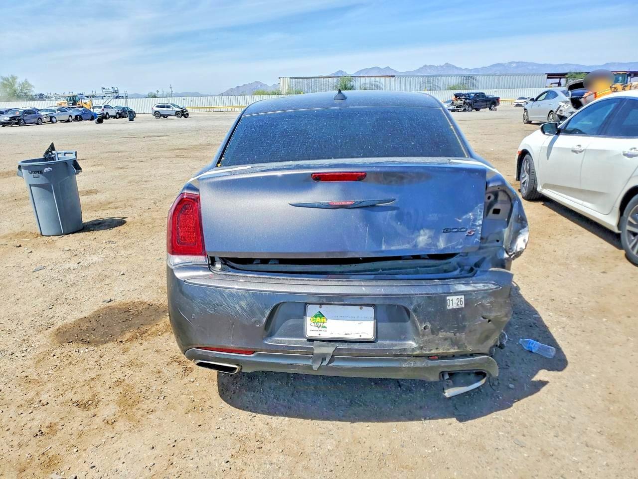 2022 Chrysler 300 S - Image 6