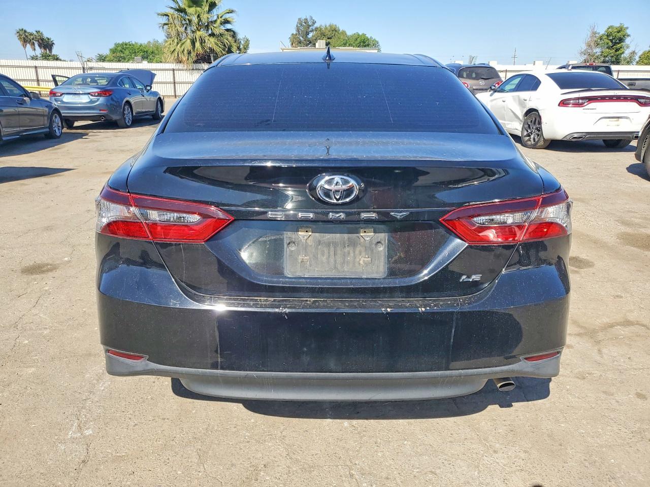 2022 Toyota Camry Le - Image 6