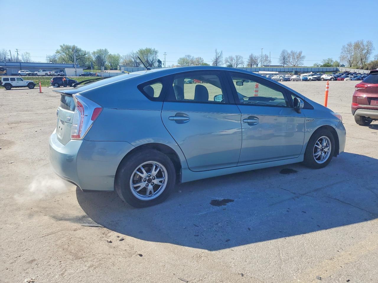 2013 Toyota Prius Two - Image 3