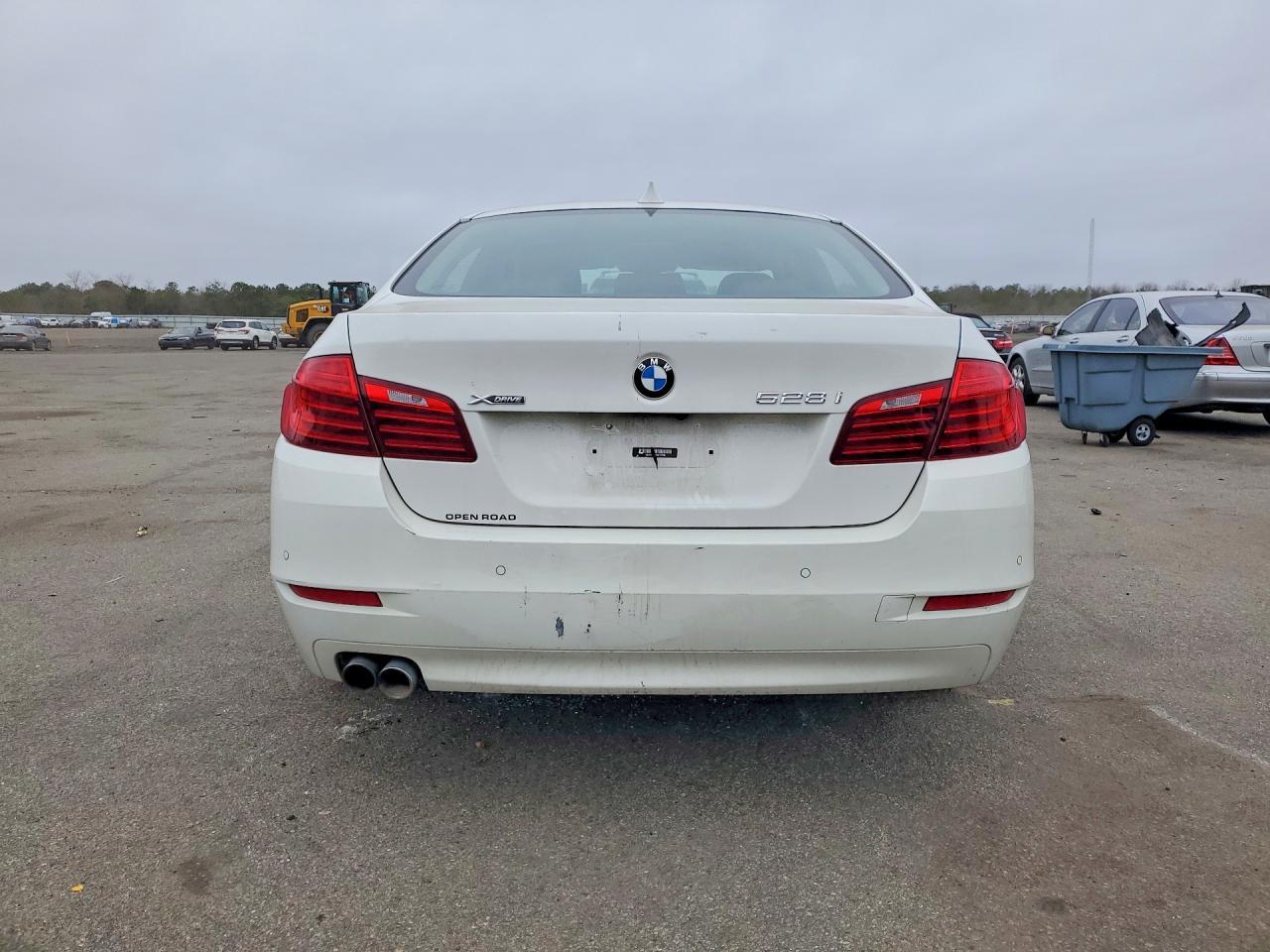 2016 BMW 528 Xi - Image 6