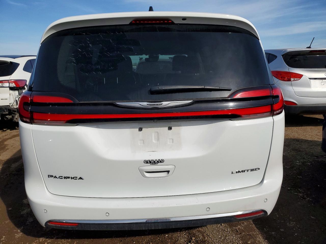 2023 Chrysler Pacifica Limited - Фото 6