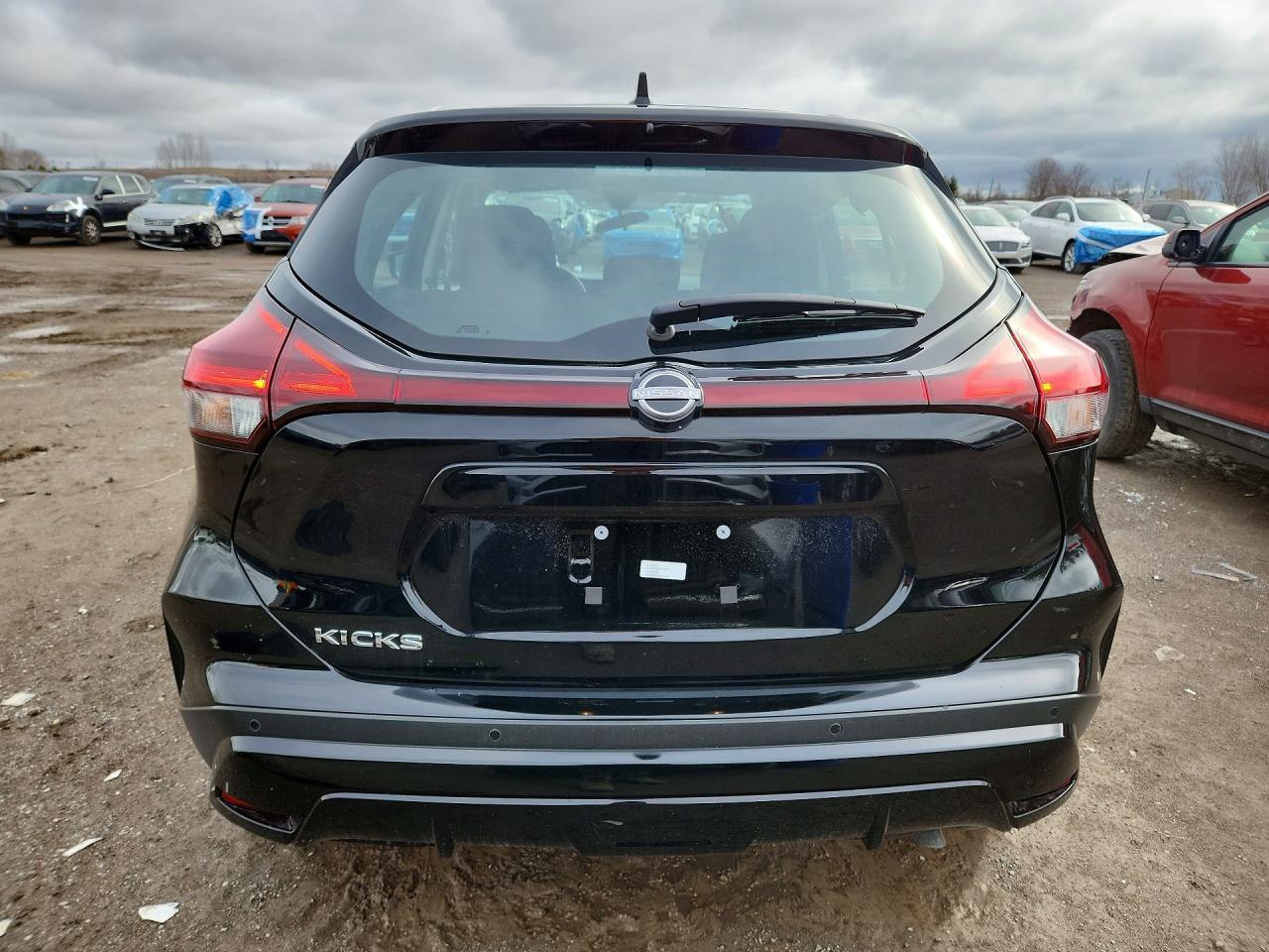 2025 Nissan Kicks Play Sv - Image 6