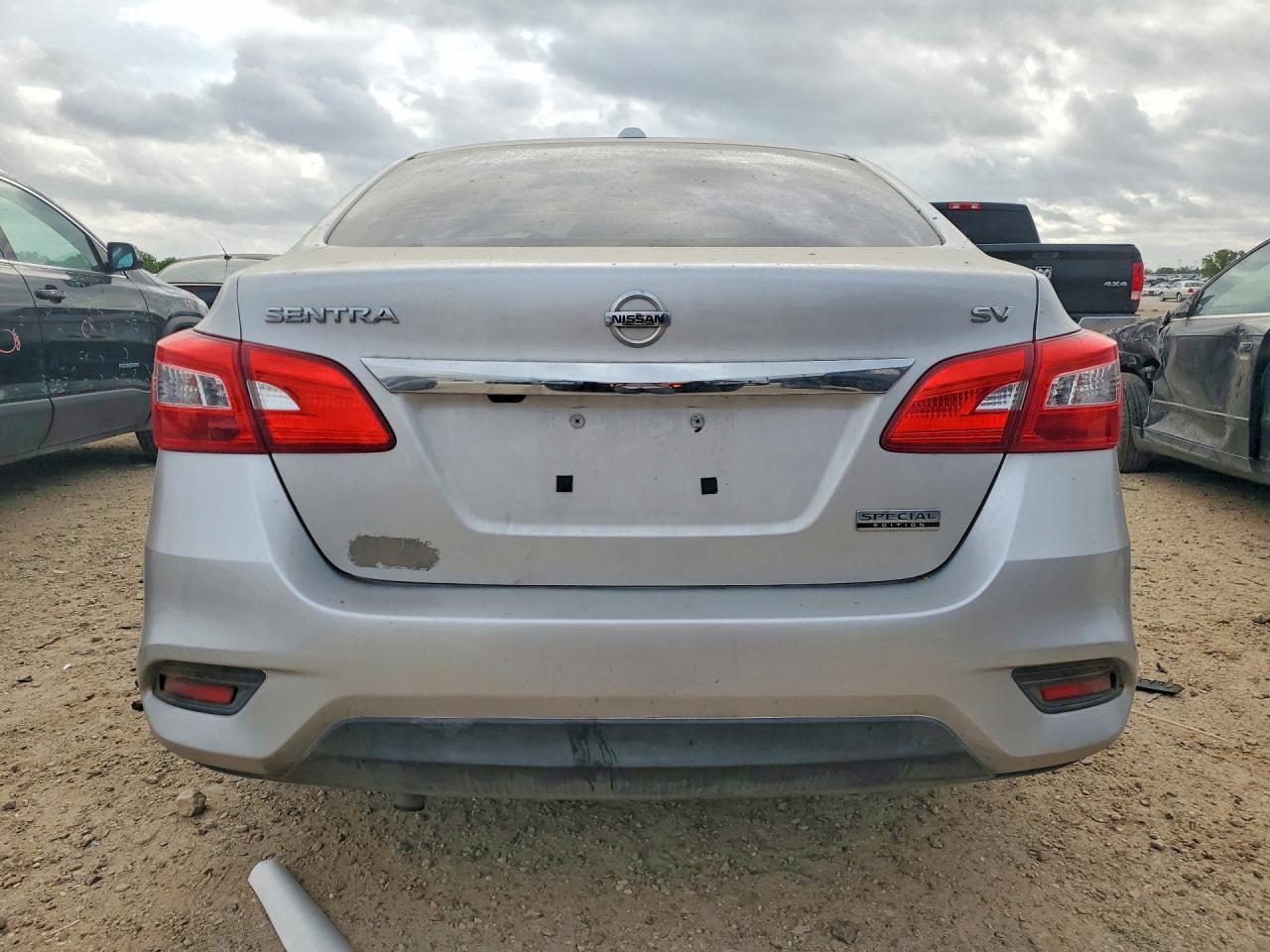 2019 Nissan Sentra Sv - Фото 6
