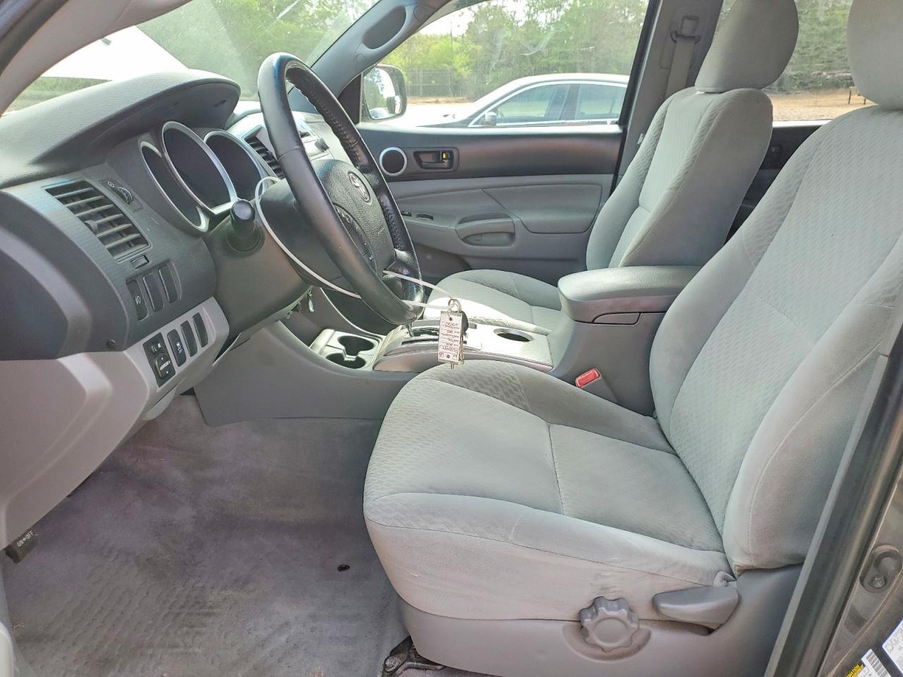 2011 Toyota Tacoma Double Cab Prerunner - Image 7