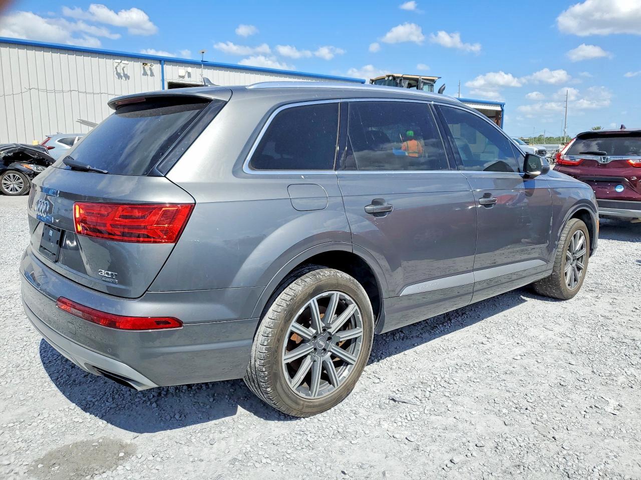 2017 Audi Q7 - Фото 3