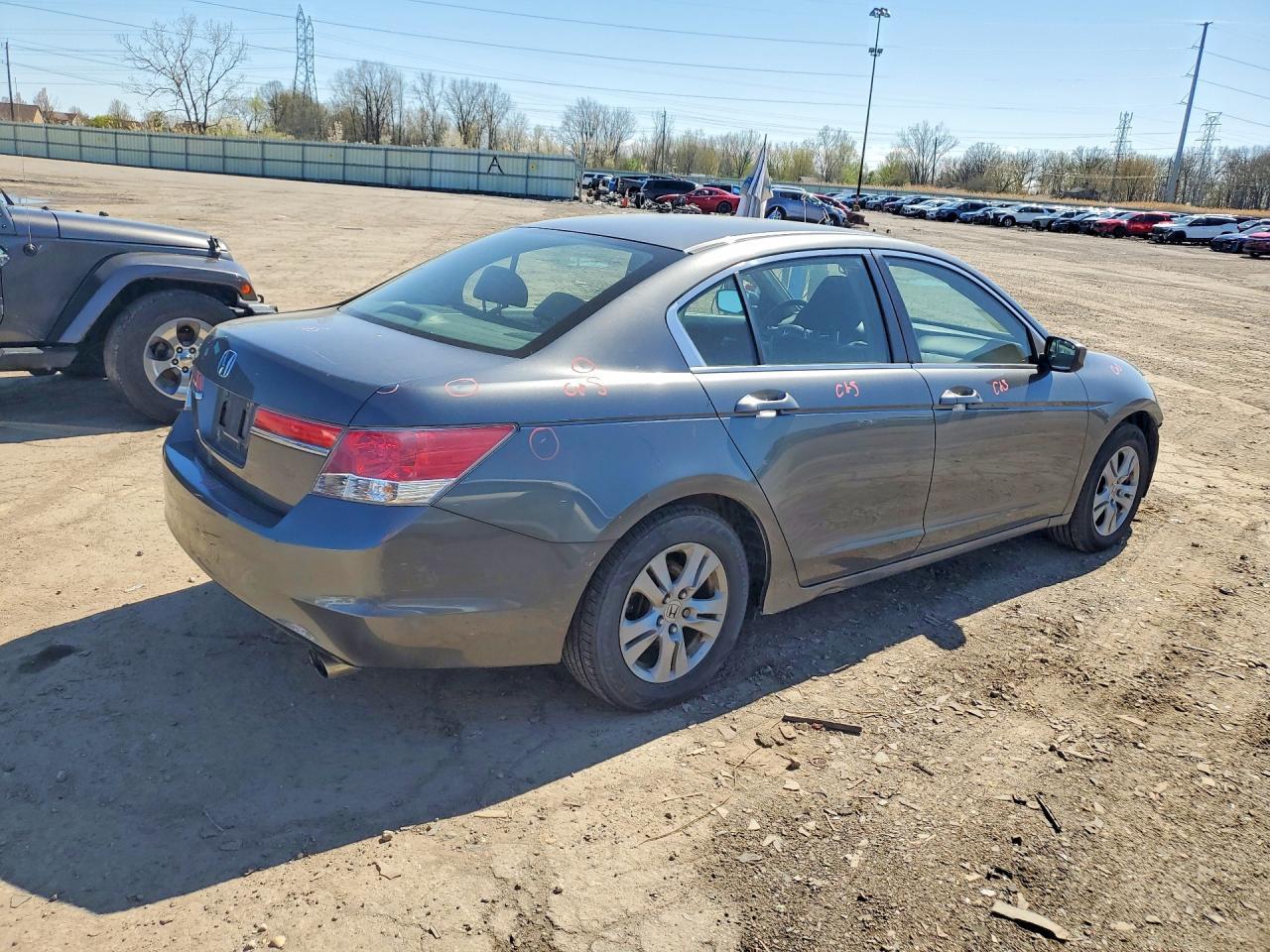2011 Honda Accord Lxp - Фото 3