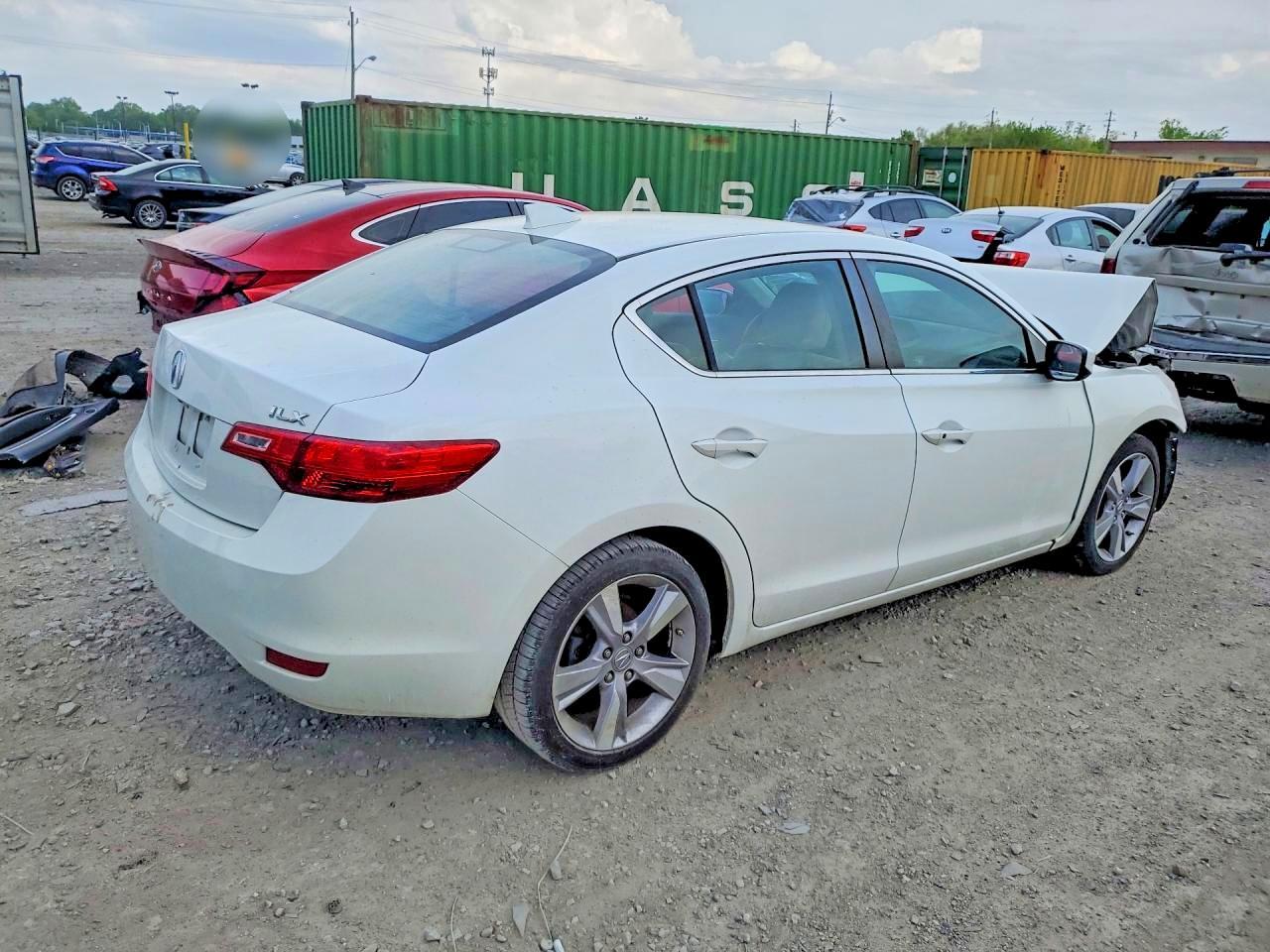 2013 Acura Ilx 20 Premium - Image 3