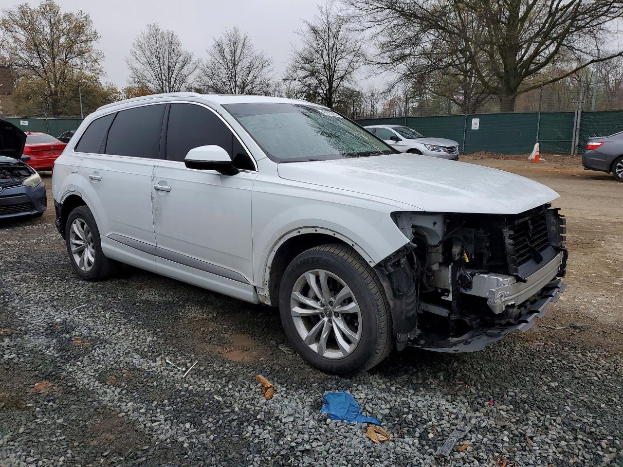 2017 Audi Q7 Premium Plus - Фото 4