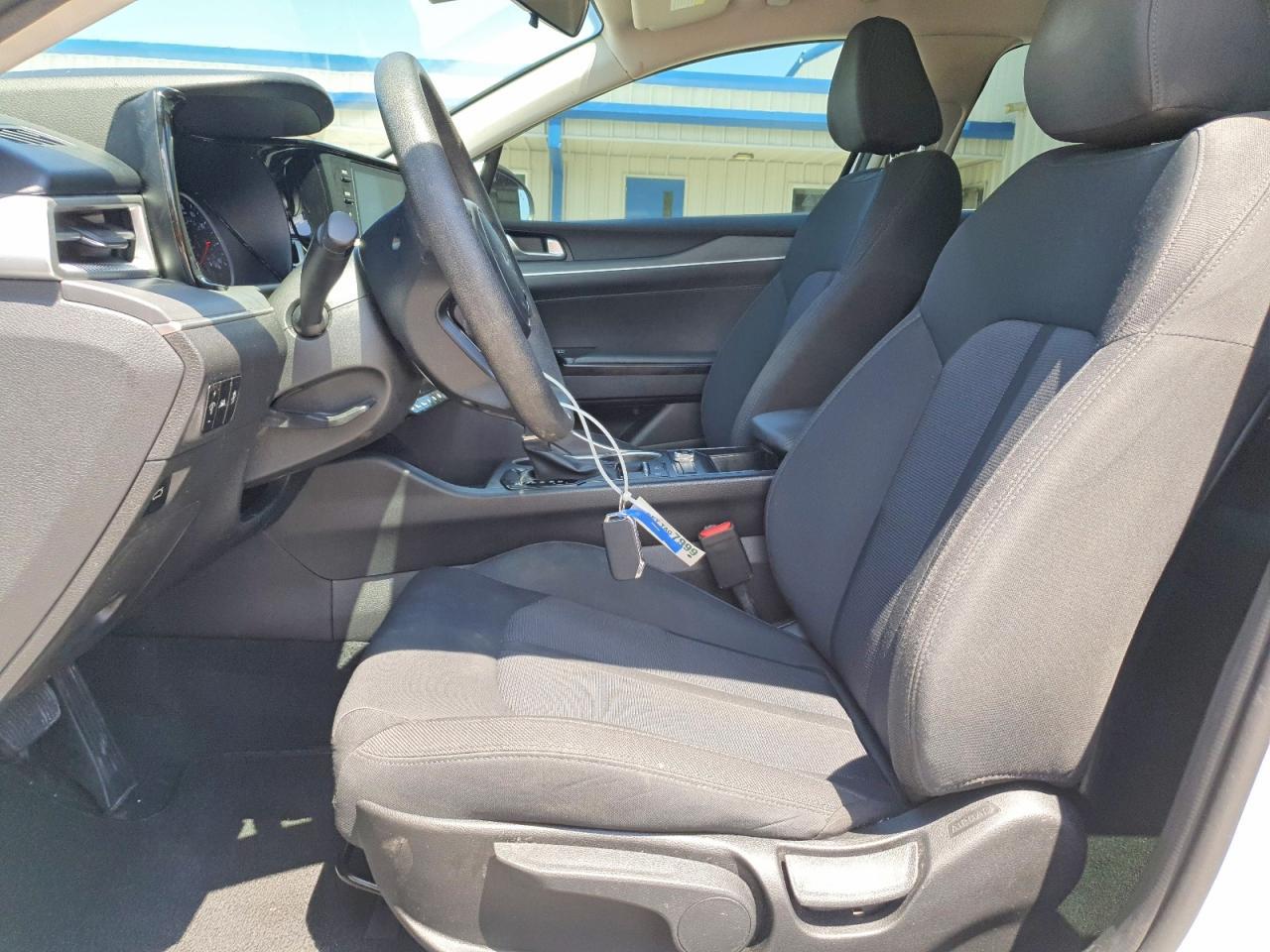 2023 Kia K5 Lxs - Image 7