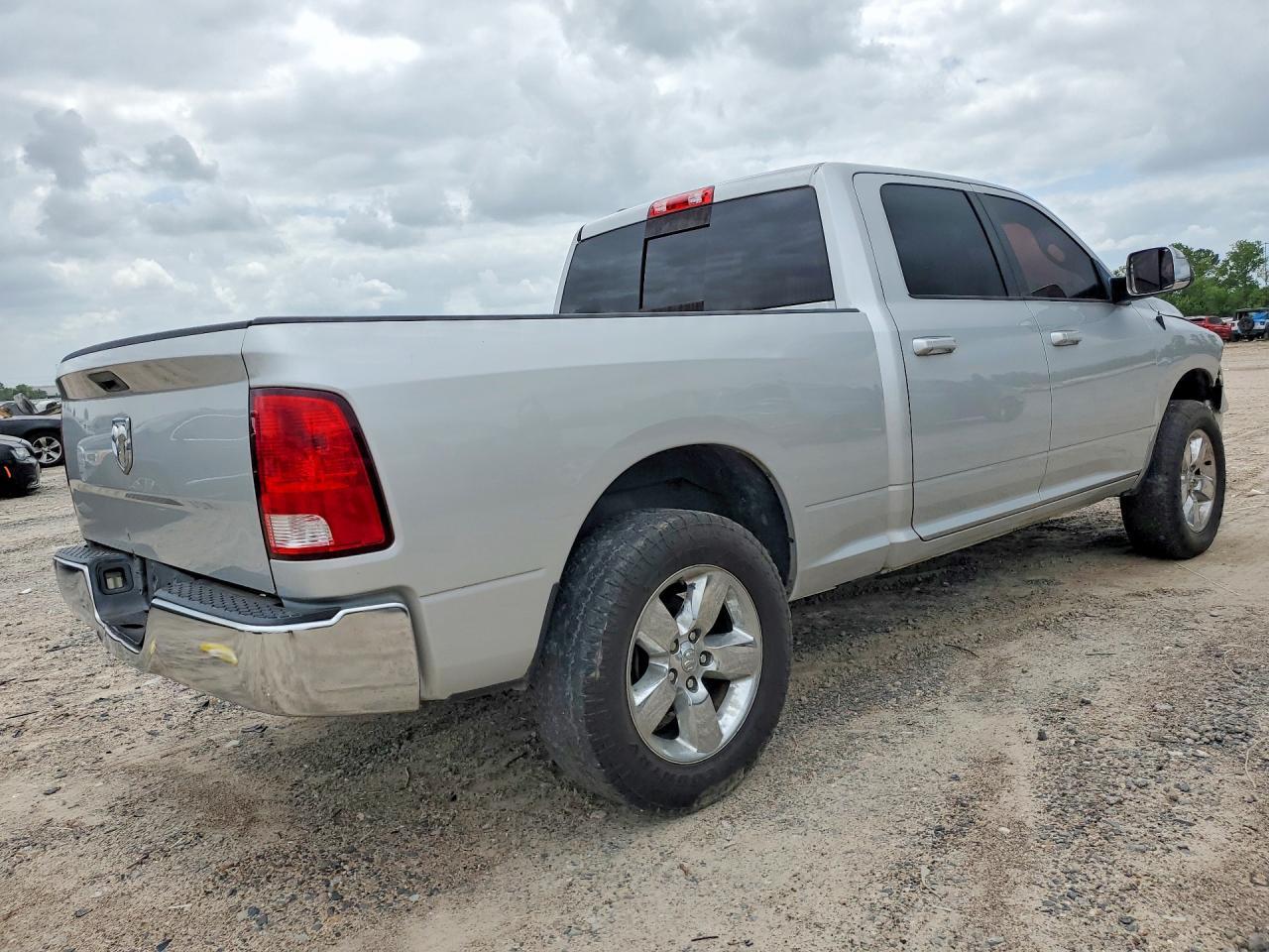 2019 Ram 1500 Classic Slt - Фото 3