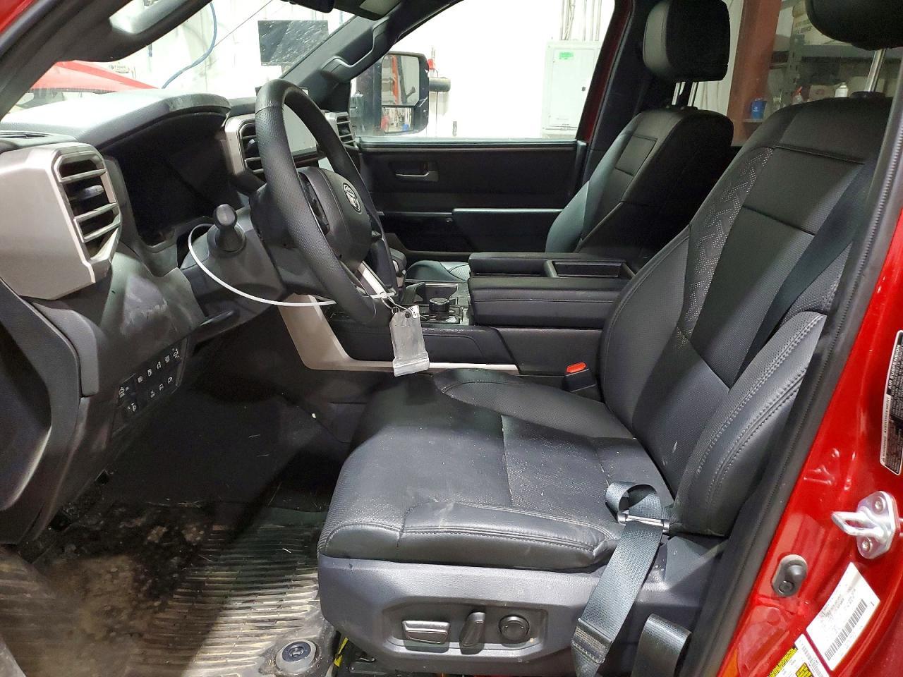 2025 Toyota Tundra Crewmax Limited - Image 7
