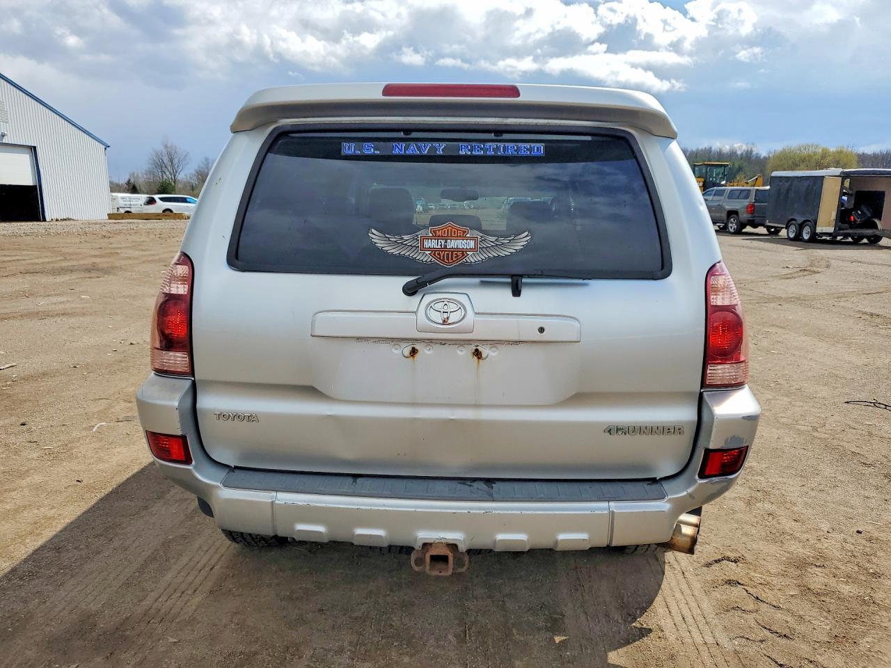 2003 Toyota 4Runner - Image 6