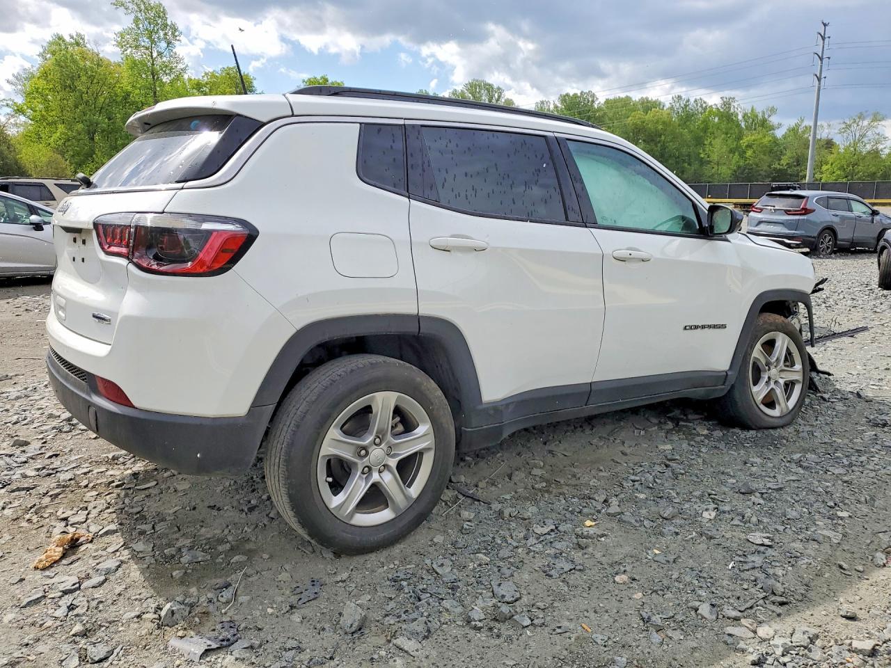 2023 Jeep Compass Latitude - Фото 3