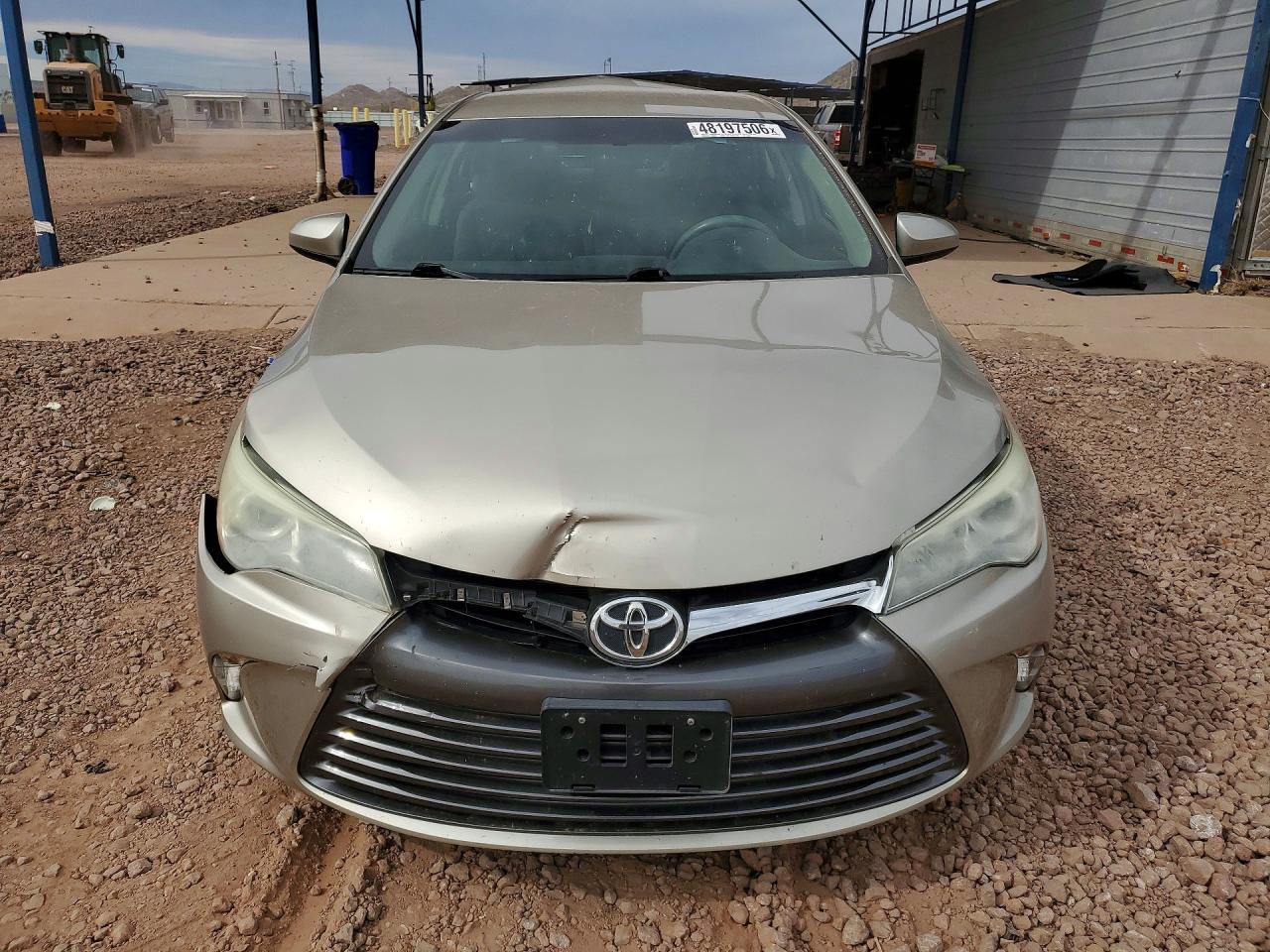 2015 Toyota Camry Le - Image 5