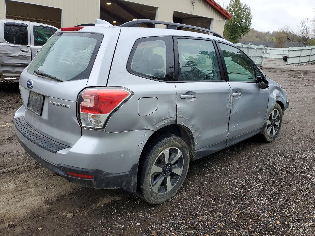 2018 Subaru Forester 2.5I - Фото 3