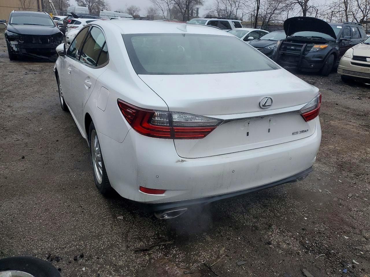 2016 Lexus Es 350 - Image 3
