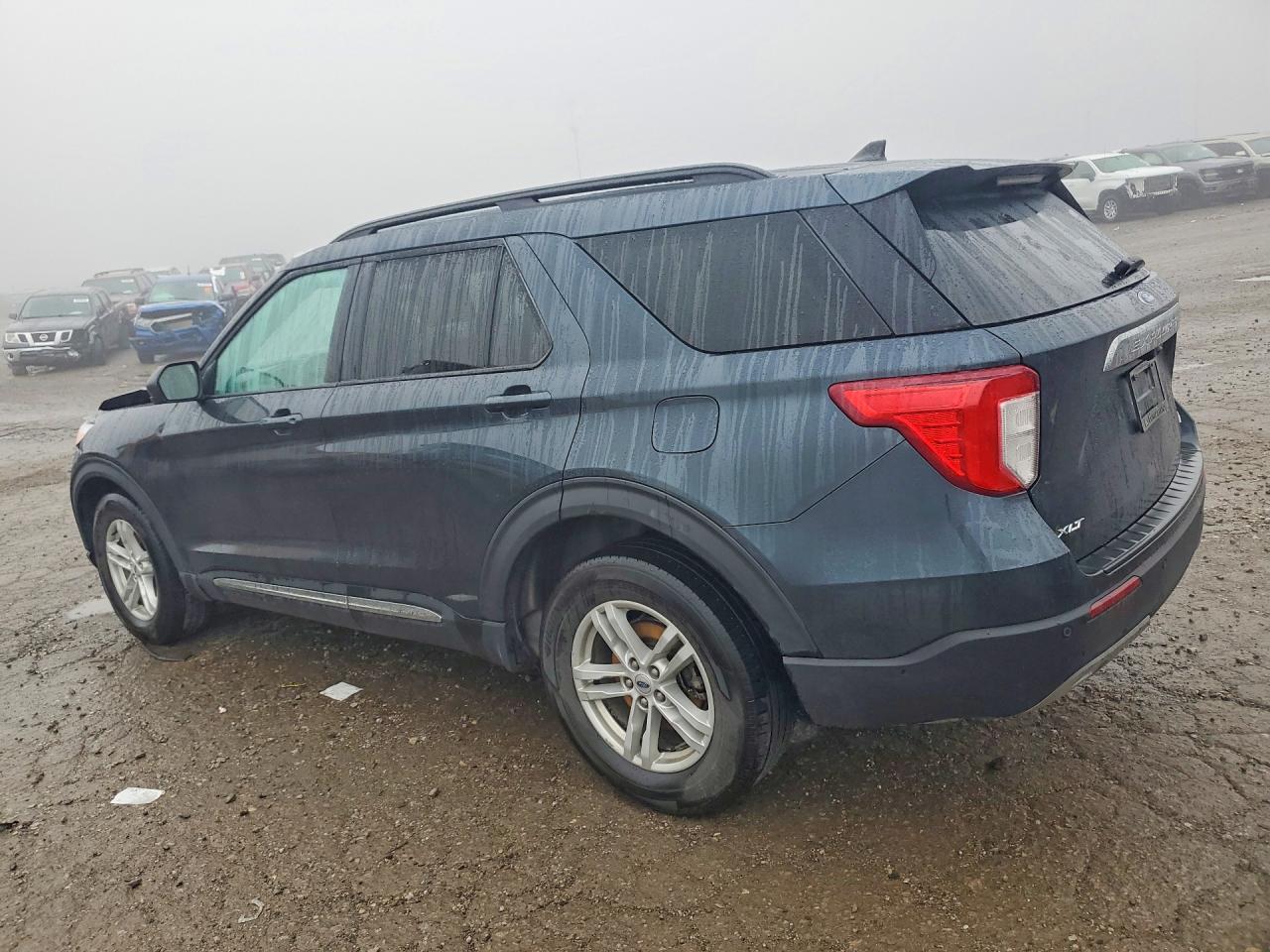 2024 Ford Explorer Xlt - Image 2