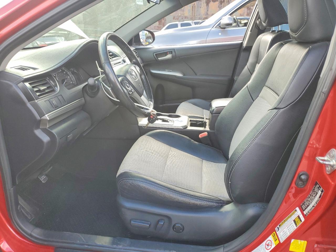 2013 Toyota Camry Se - Image 7