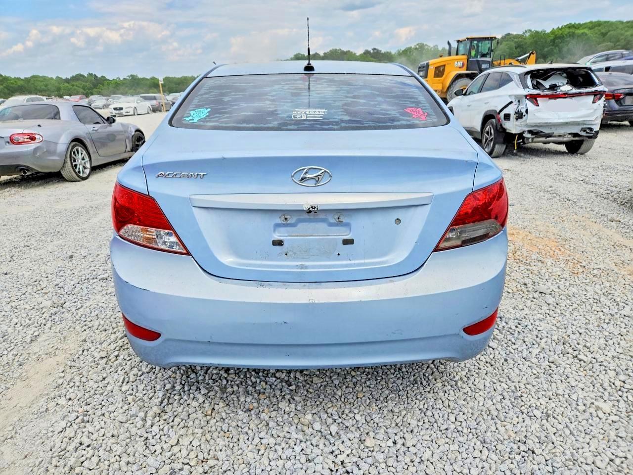 2013 Hyundai Accent Gls - Фото 6