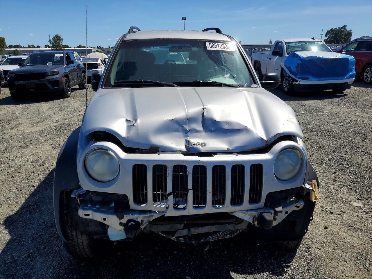 2002 Jeep Liberty Sport - Фото 5