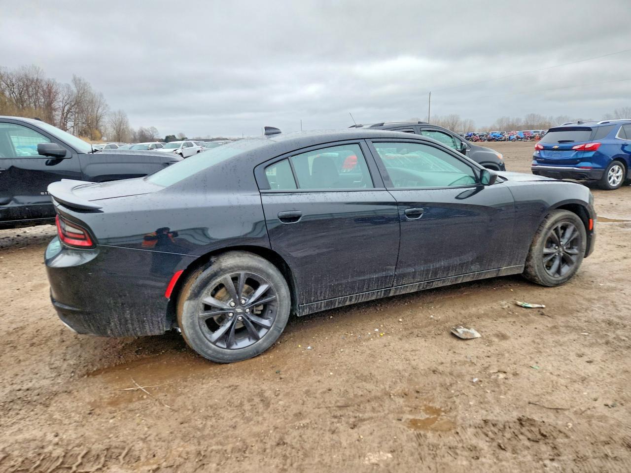 2020 Dodge Charger Sxt - Фото 3