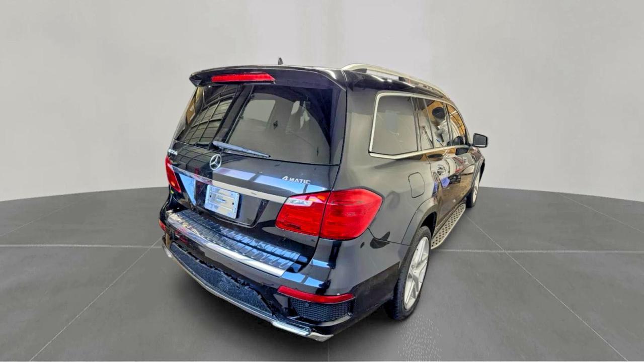 2014 Mercedes-Benz Gl 550 4Matic - Image 4
