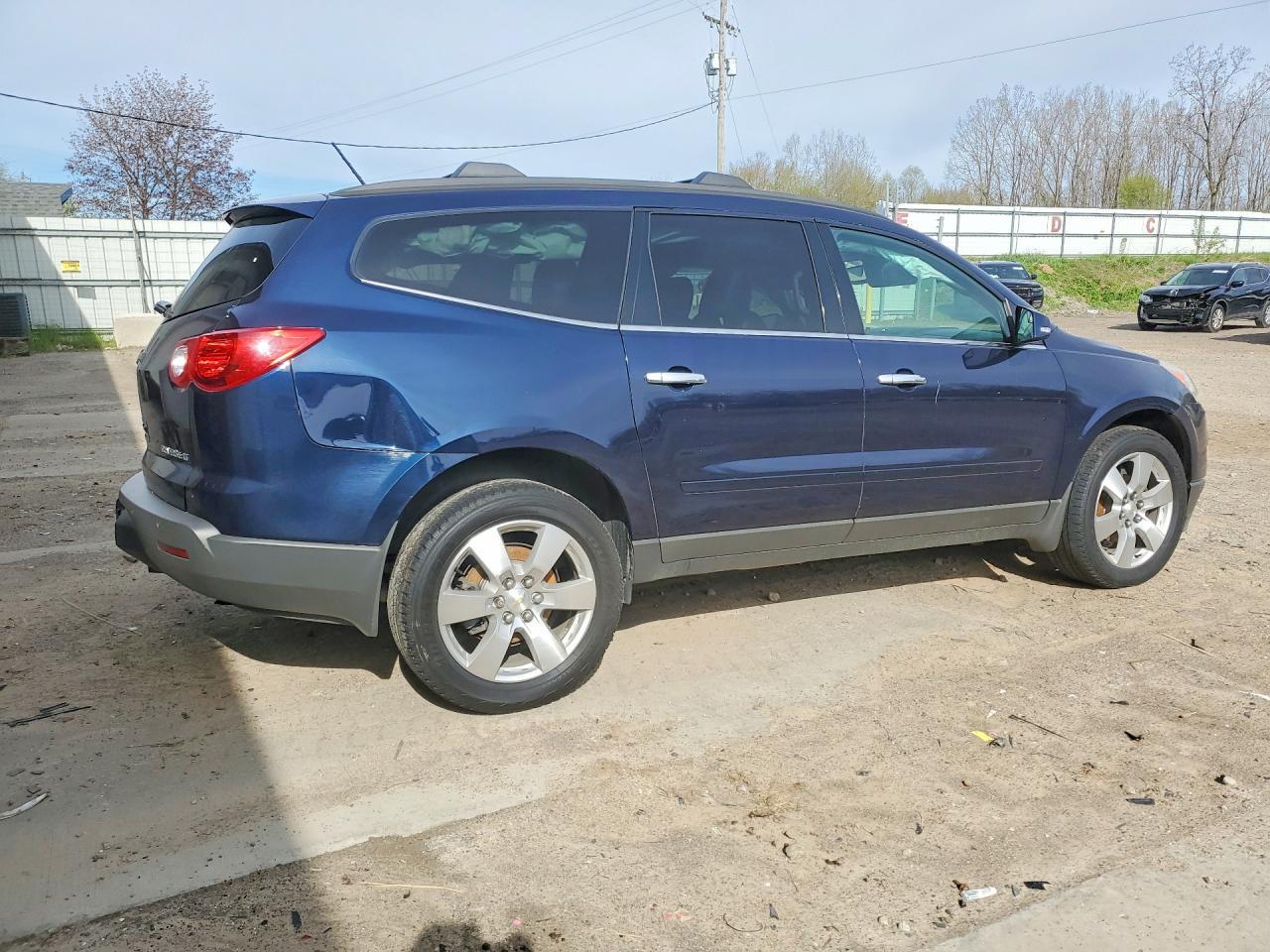 2011 Chevrolet Traverse Lt - Фото 3