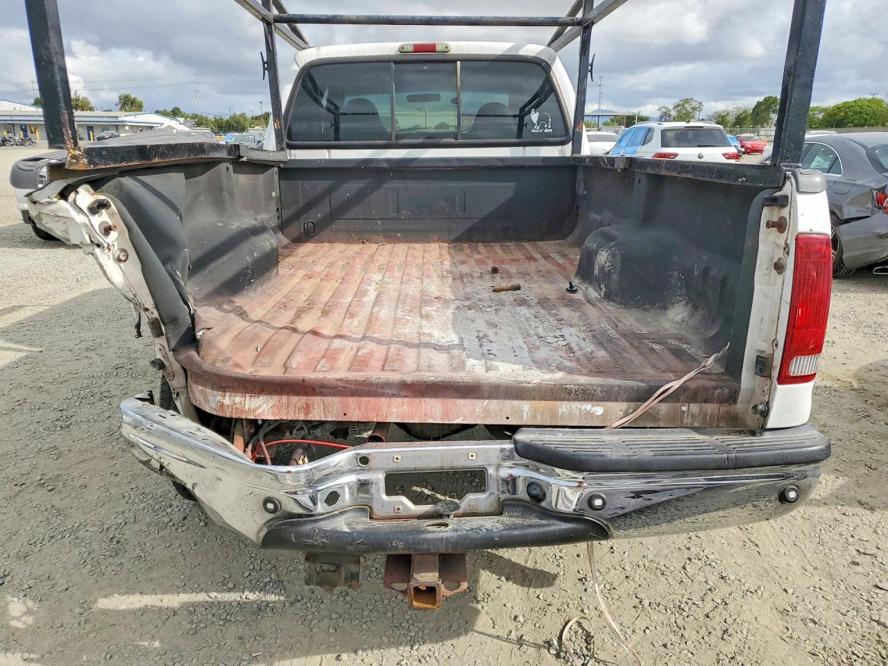 2001 Ford F250 - Фото 6