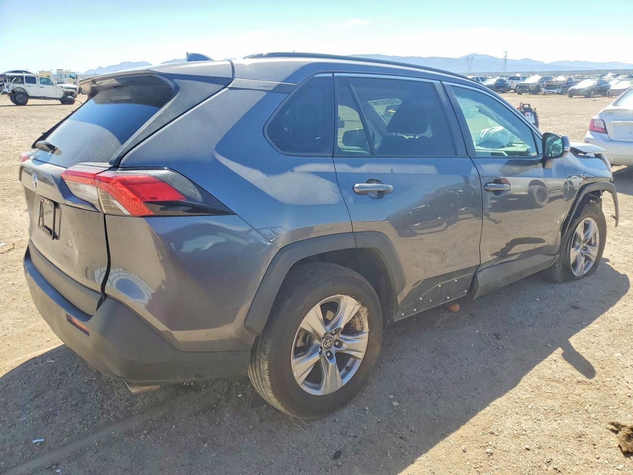2024 Toyota 4Runner - Фото 3