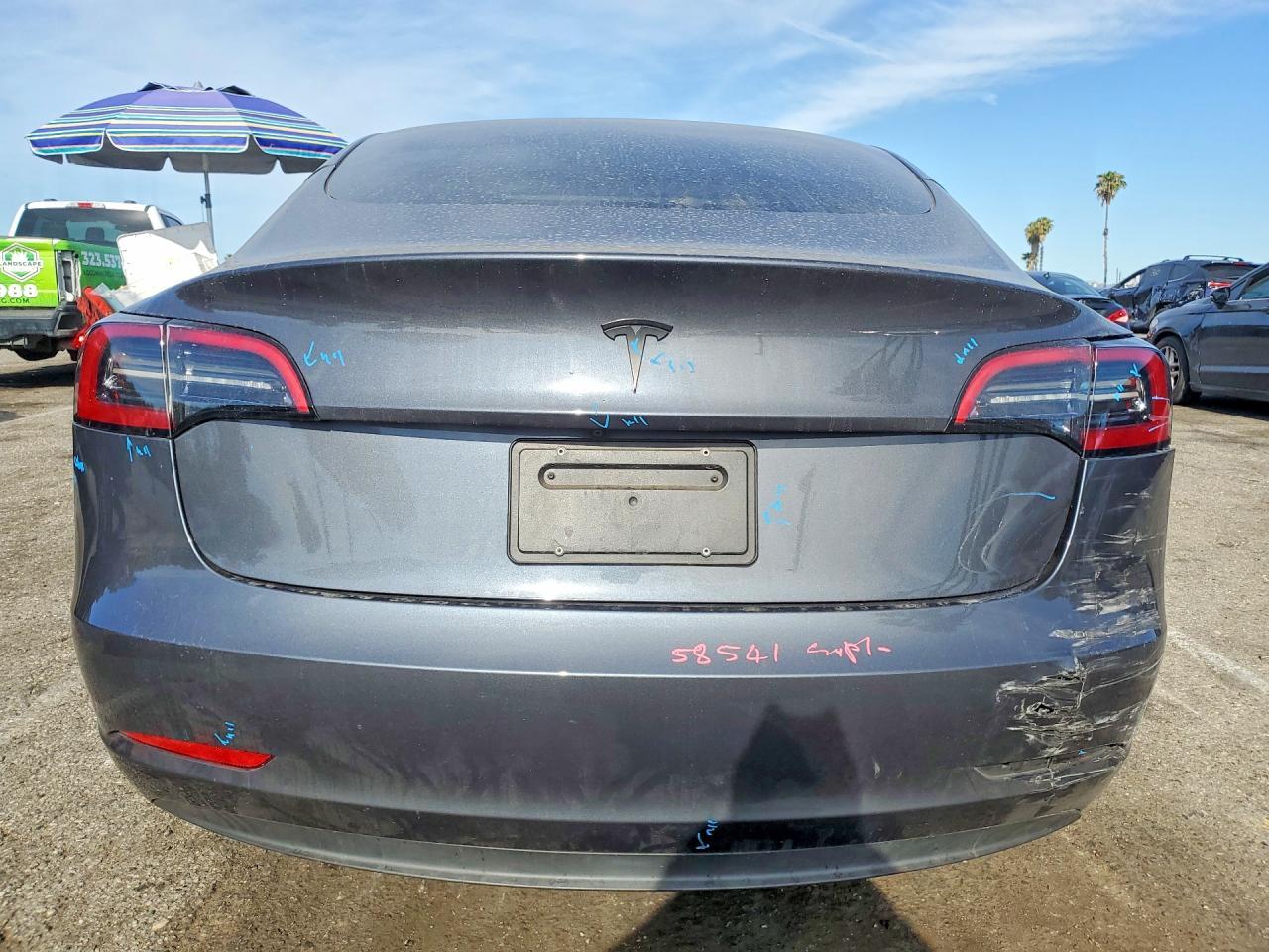 2023 Tesla Model 3 - Image 6