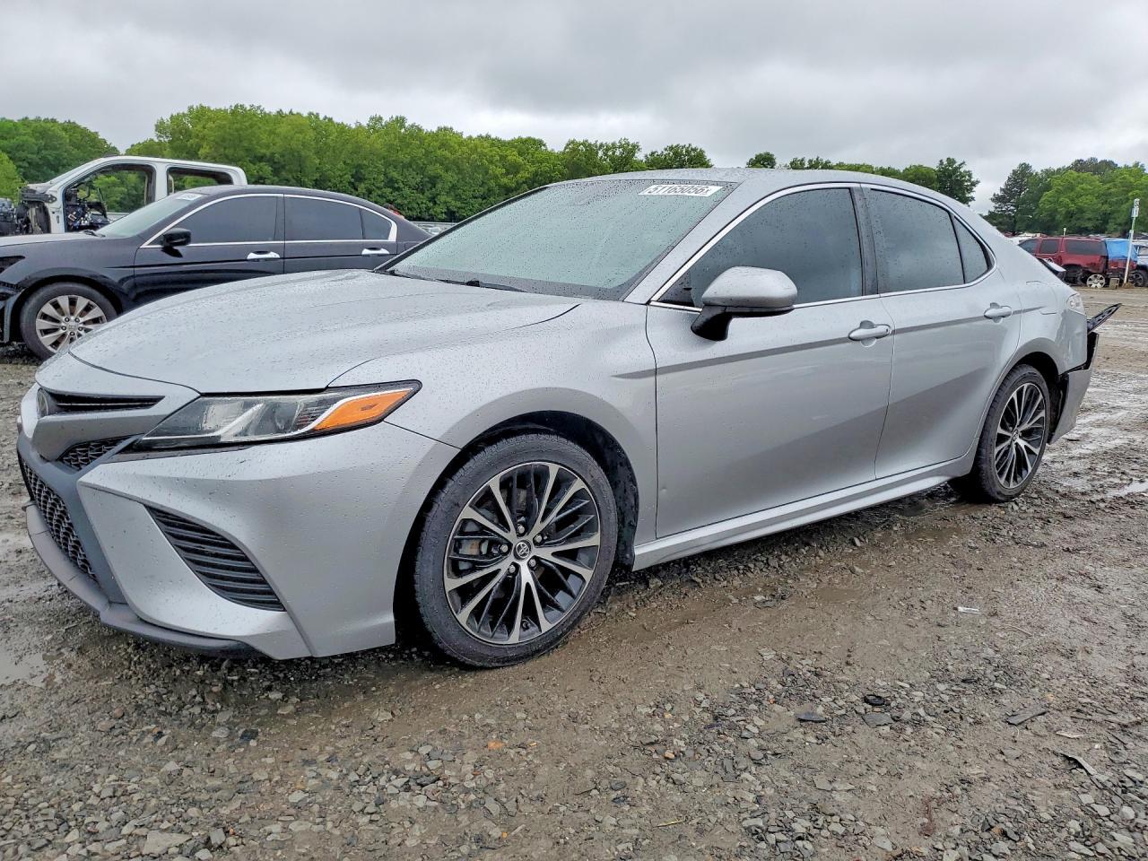 2019 Toyota Camry/Se/L
