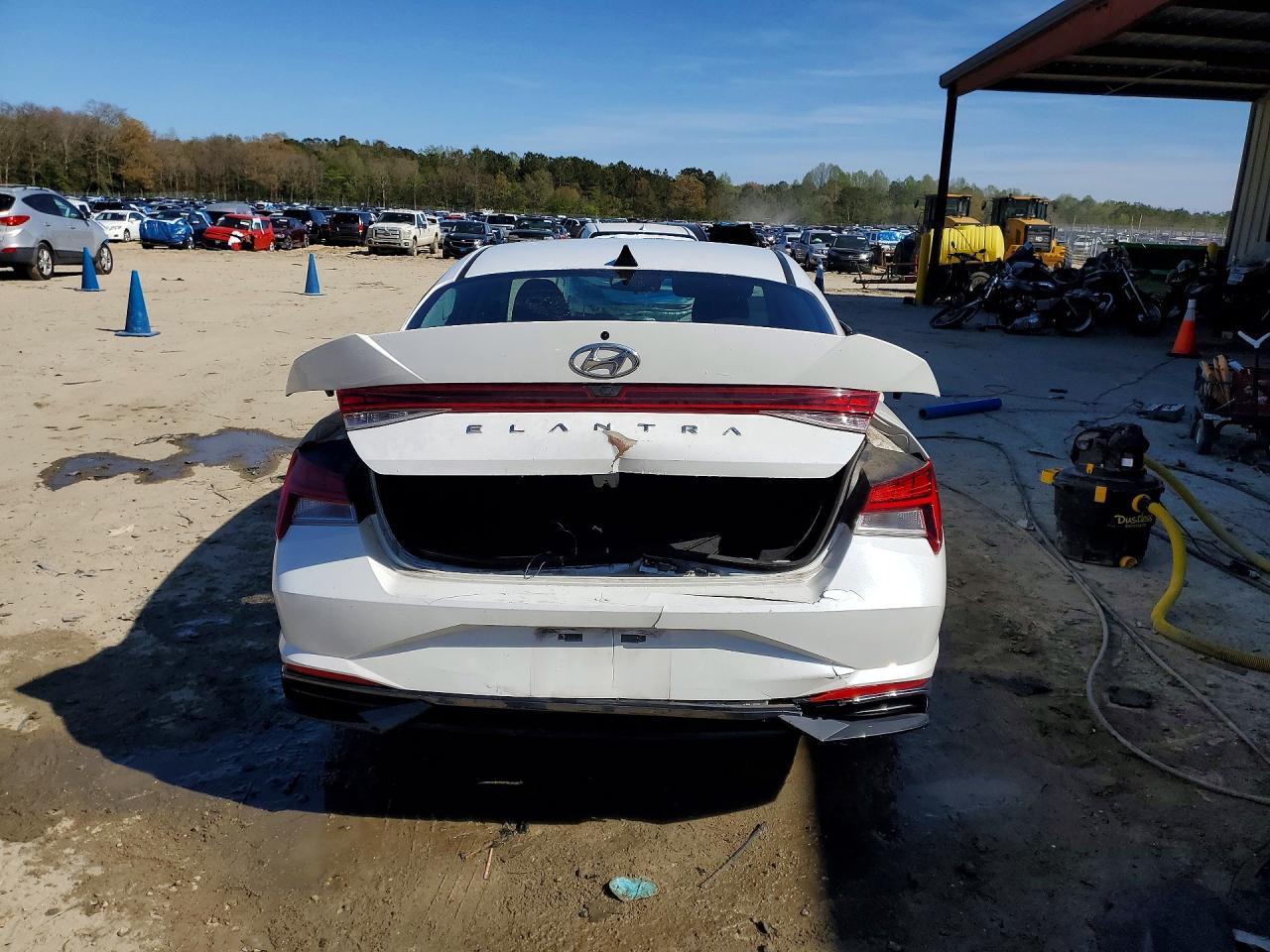 2021 Hyundai Elantra Sel - Фото 6