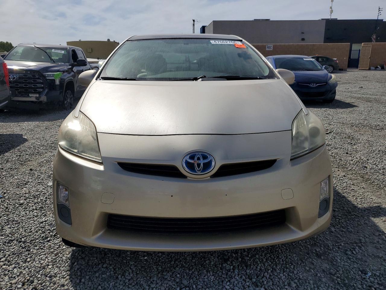2010 Toyota Prius Iii - Фото 5