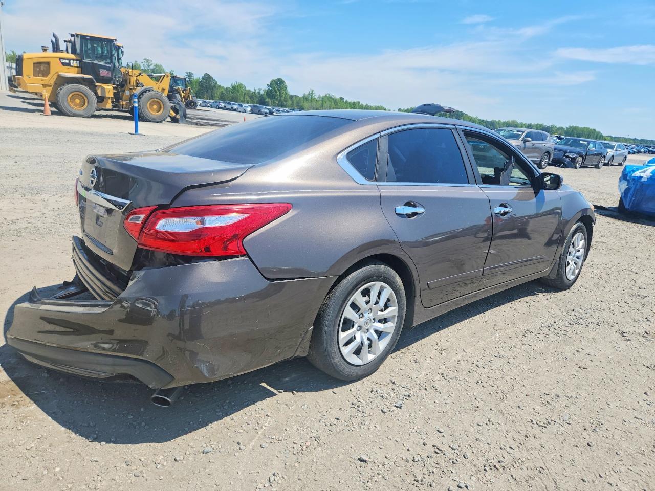 2016 Nissan Altima 2.5 S - Фото 3