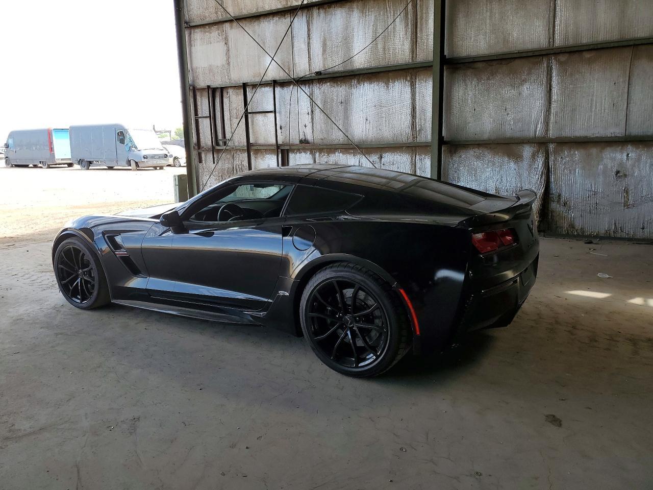 2017 Chevrolet Corvette Grand Sport 1Lt - Фото 2