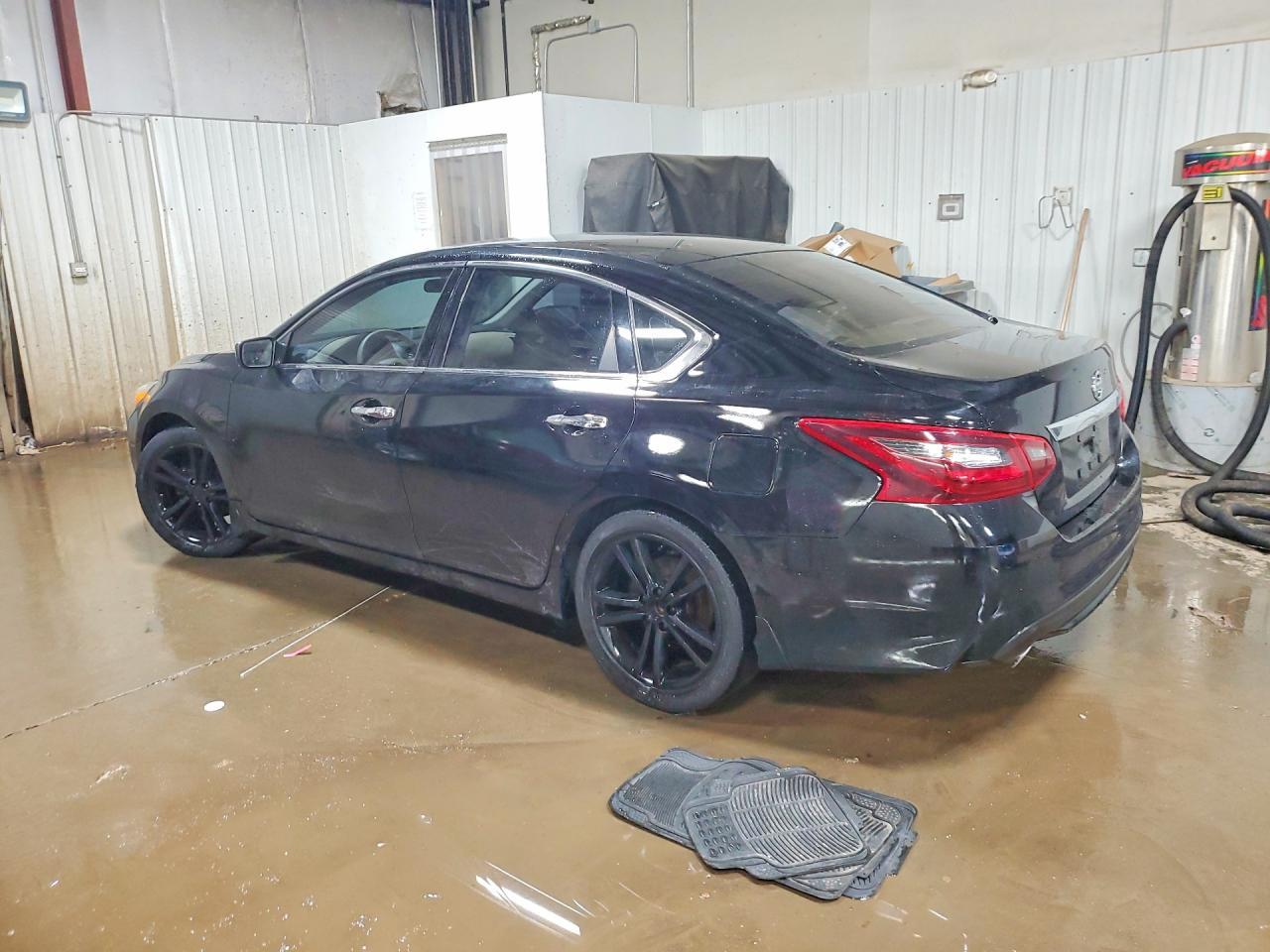 2016 Nissan Altima 2.5 S - Фото 2