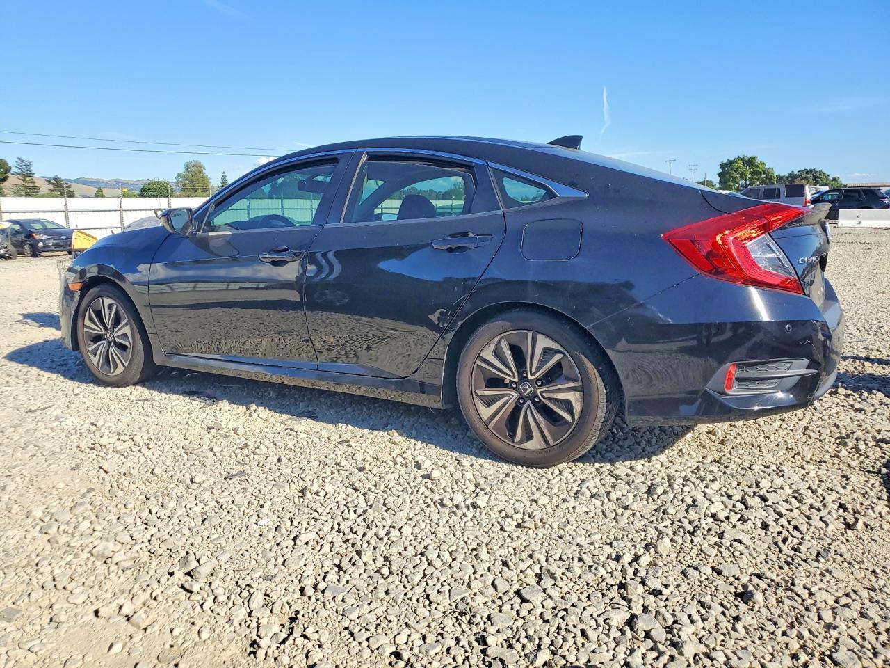 2017 Honda Civic Exl - Image 2