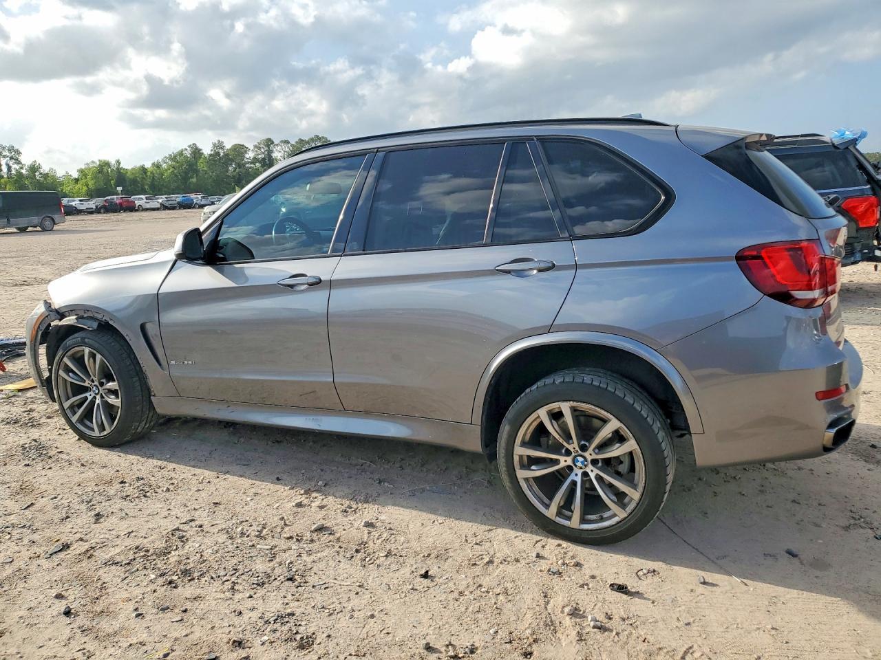 2016 BMW X5 Sdrive35I - Фото 2