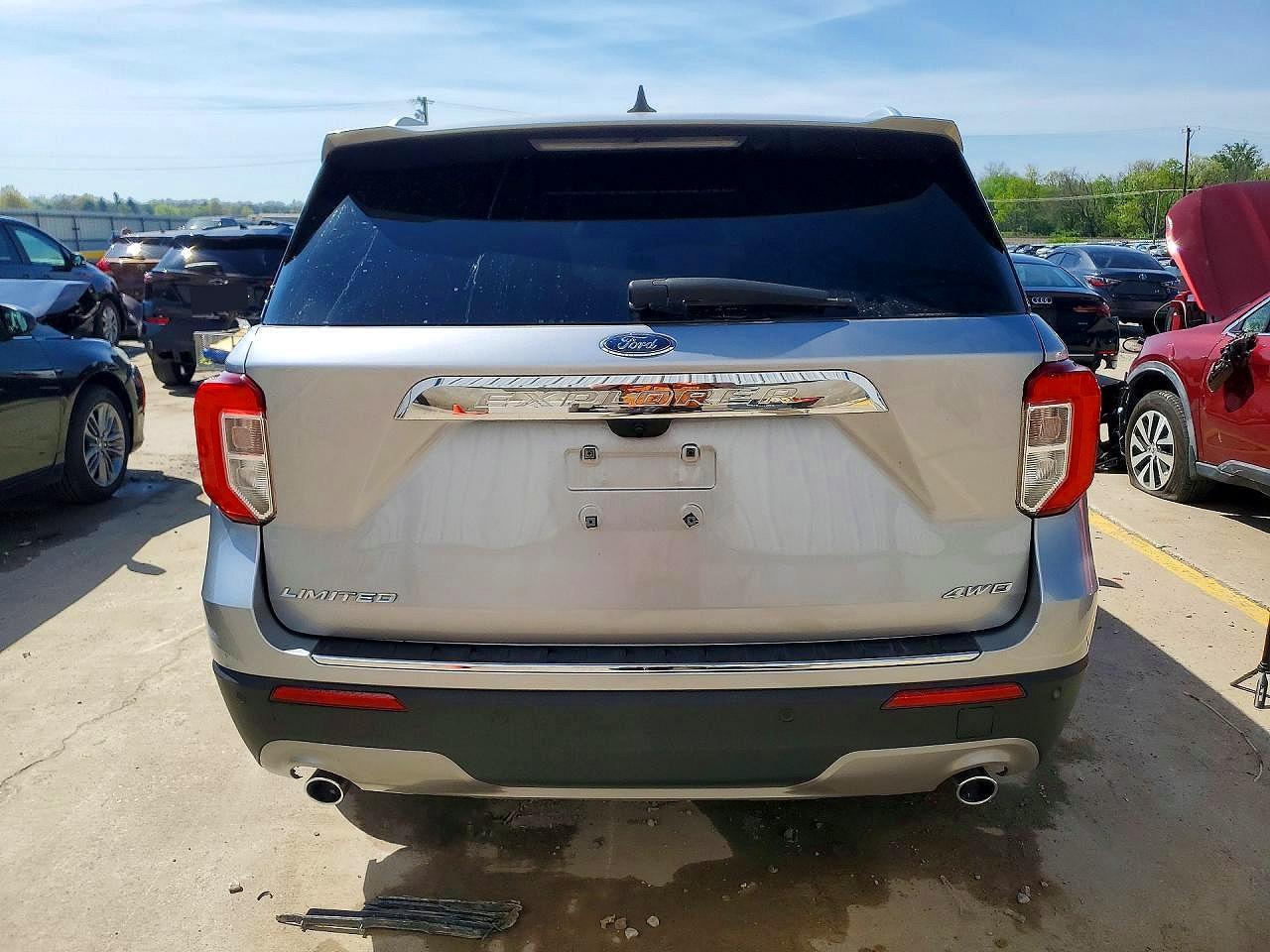 2022 Ford Explorer Limited - Image 6