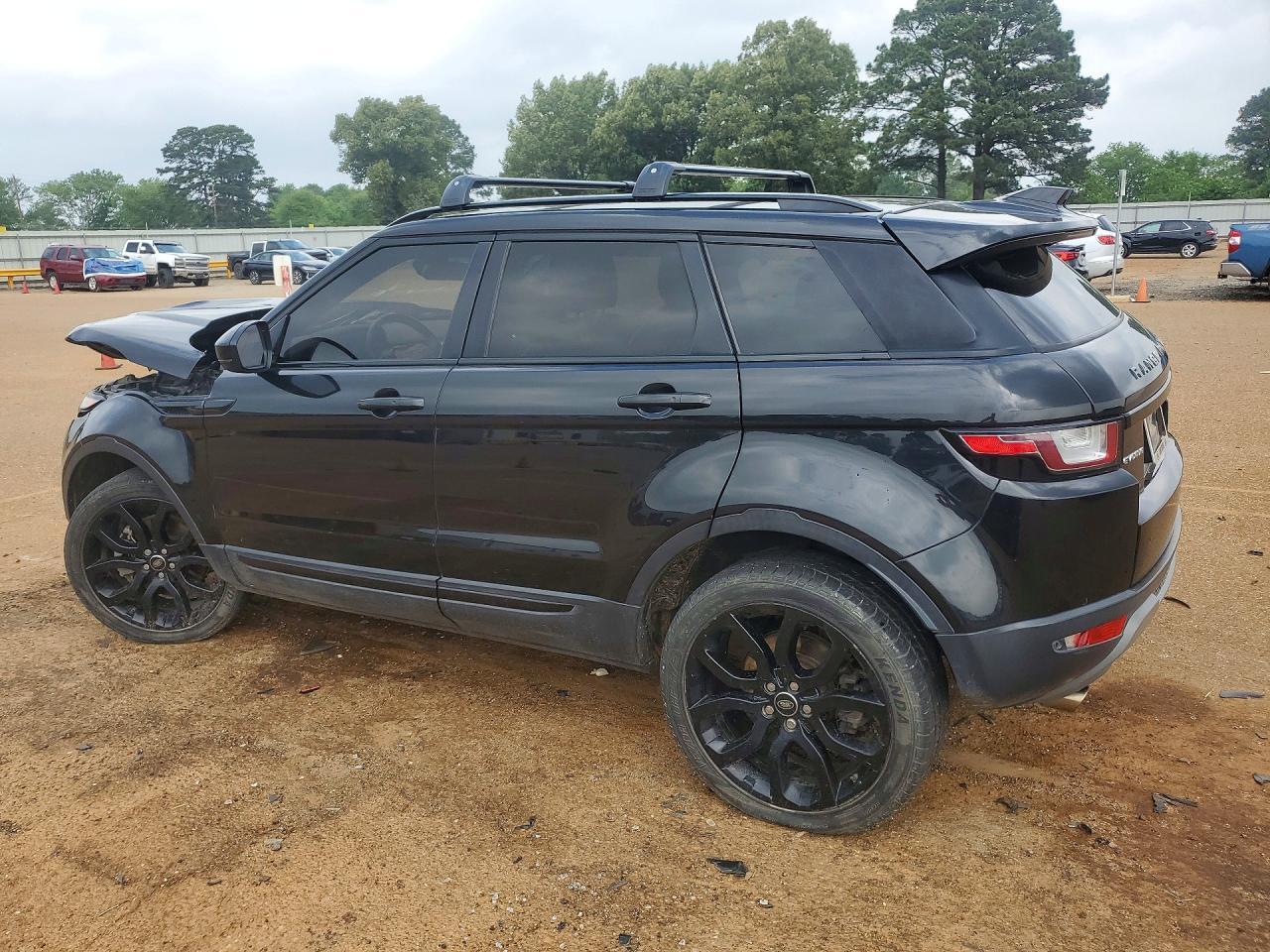 2017 Land Rover Range Rover Evoque Se - Image 2