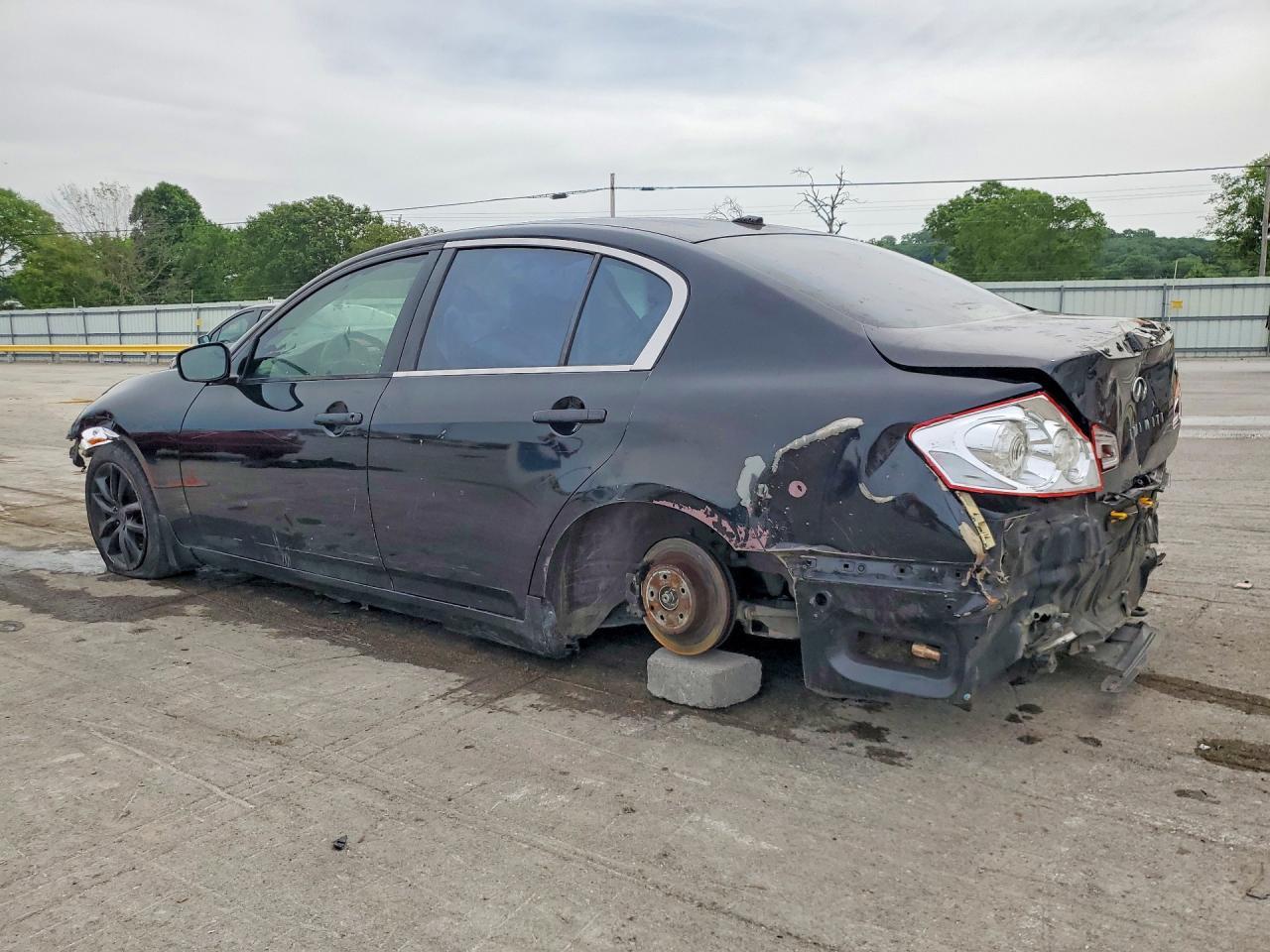 2009 Infiniti G37 Sedan Base - Фото 2